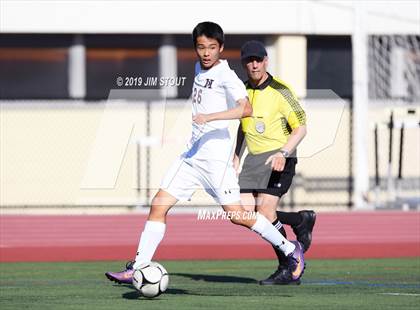 Thumbnail 1 in Harrison vs. Arlington B (White Plains Kickoff Classic) photogallery.