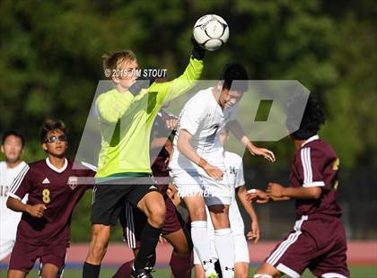 Thumbnail 2 in Harrison vs. Arlington B (White Plains Kickoff Classic) photogallery.