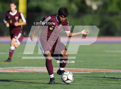 Thumbnail 1 in Harrison vs. Arlington B (White Plains Kickoff Classic) photogallery.