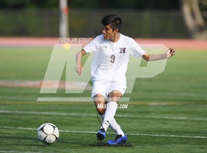Thumbnail 3 in Harrison vs. Arlington B (White Plains Kickoff Classic) photogallery.