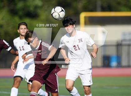 Thumbnail 2 in Harrison vs. Arlington B (White Plains Kickoff Classic) photogallery.