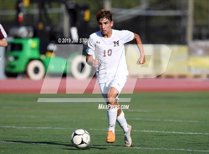 Thumbnail 2 in Harrison vs. Arlington B (White Plains Kickoff Classic) photogallery.