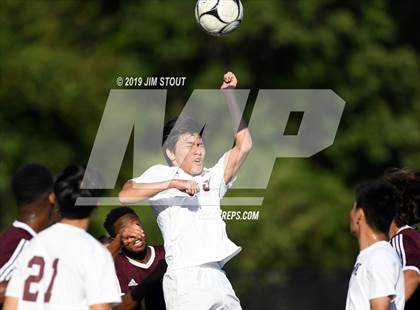 Thumbnail 1 in Harrison vs. Arlington B (White Plains Kickoff Classic) photogallery.