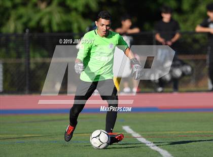 Thumbnail 3 in Harrison vs. Arlington B (White Plains Kickoff Classic) photogallery.