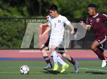 Thumbnail 2 in Harrison vs. Arlington B (White Plains Kickoff Classic) photogallery.