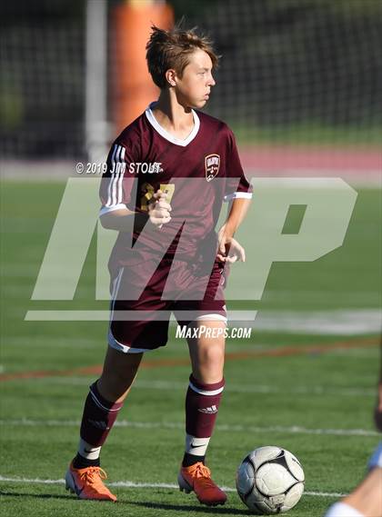 Thumbnail 1 in Harrison vs. Arlington B (White Plains Kickoff Classic) photogallery.