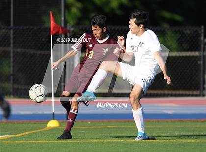 Thumbnail 1 in Harrison vs. Arlington B (White Plains Kickoff Classic) photogallery.