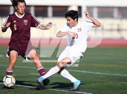 Thumbnail 3 in Harrison vs. Arlington B (White Plains Kickoff Classic) photogallery.