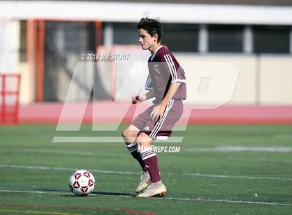 Thumbnail 3 in Harrison vs. Arlington B (White Plains Kickoff Classic) photogallery.