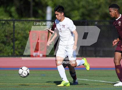 Thumbnail 1 in Harrison vs. Arlington B (White Plains Kickoff Classic) photogallery.