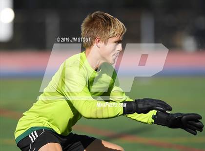 Thumbnail 3 in Harrison vs. Arlington B (White Plains Kickoff Classic) photogallery.