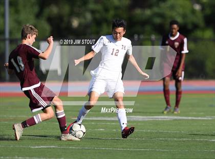 Thumbnail 1 in Harrison vs. Arlington B (White Plains Kickoff Classic) photogallery.