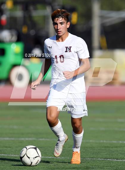 Thumbnail 3 in Harrison vs. Arlington B (White Plains Kickoff Classic) photogallery.