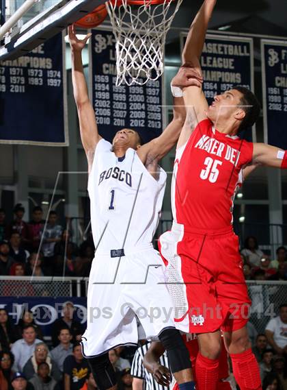 Thumbnail 1 in Mater Dei vs. St. John Bosco  photogallery.