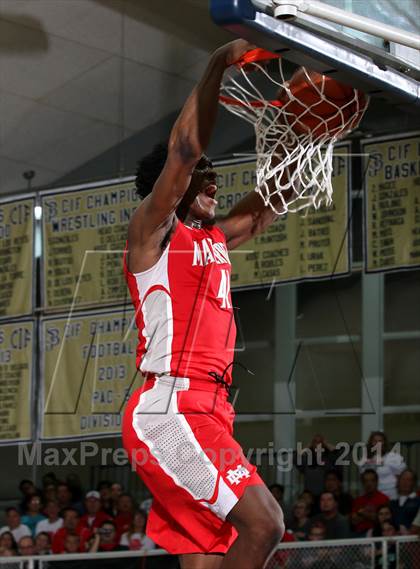 Thumbnail 2 in Mater Dei vs. St. John Bosco  photogallery.