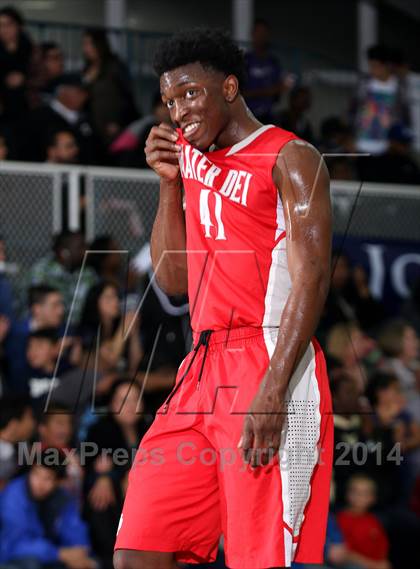 Thumbnail 2 in Mater Dei vs. St. John Bosco  photogallery.