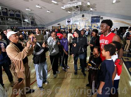 Thumbnail 2 in Mater Dei vs. St. John Bosco  photogallery.