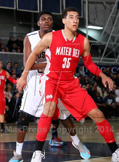 Thumbnail 3 in Mater Dei vs. St. John Bosco  photogallery.