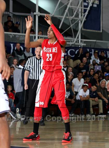 Thumbnail 3 in Mater Dei vs. St. John Bosco  photogallery.