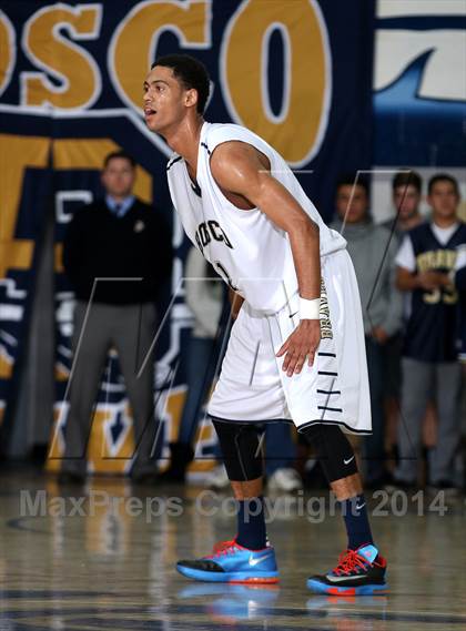 Thumbnail 3 in Mater Dei vs. St. John Bosco  photogallery.