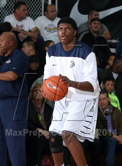 Thumbnail 2 in Mater Dei vs. St. John Bosco  photogallery.