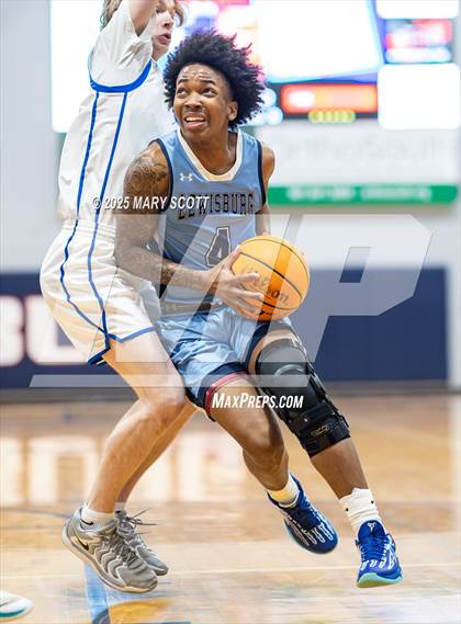 Thumbnail 3 in Oxford @ Lewisburg photogallery.