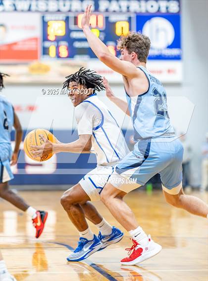 Thumbnail 3 in Oxford @ Lewisburg photogallery.