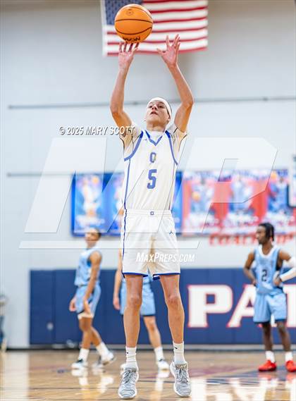 Thumbnail 3 in Oxford @ Lewisburg photogallery.