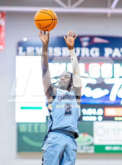 Thumbnail 2 in Oxford @ Lewisburg photogallery.