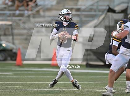 Thumbnail 3 in Vandegrift @ Stony Point photogallery.