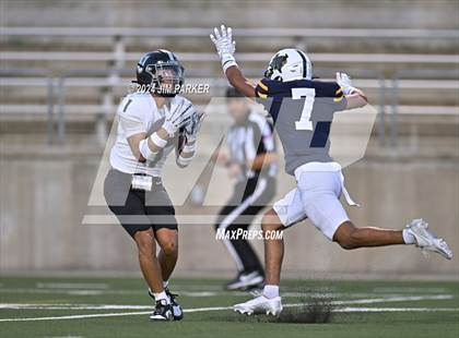 Thumbnail 1 in Vandegrift @ Stony Point photogallery.