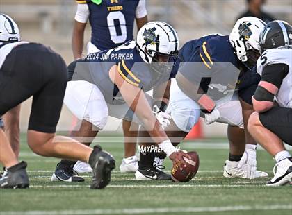 Thumbnail 3 in Vandegrift @ Stony Point photogallery.
