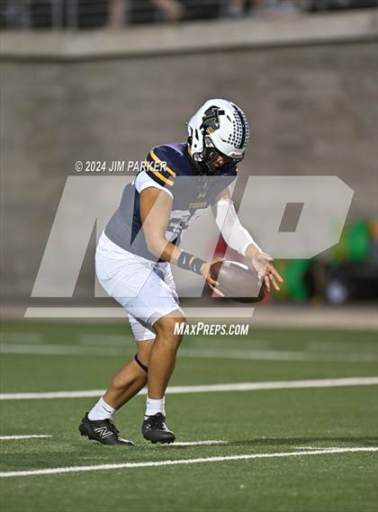 Thumbnail 2 in Vandegrift @ Stony Point photogallery.