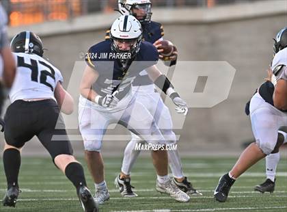 Thumbnail 2 in Vandegrift @ Stony Point photogallery.