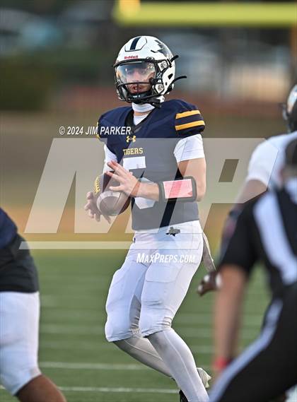 Thumbnail 3 in Vandegrift @ Stony Point photogallery.