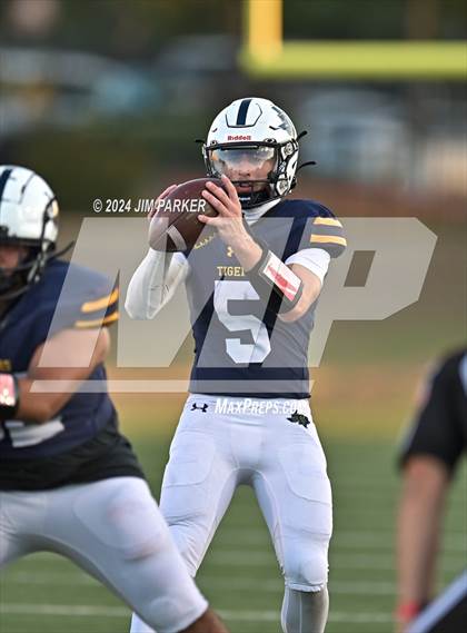Thumbnail 2 in Vandegrift @ Stony Point photogallery.