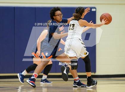 Thumbnail 2 in Brennan @ Brandeis photogallery.