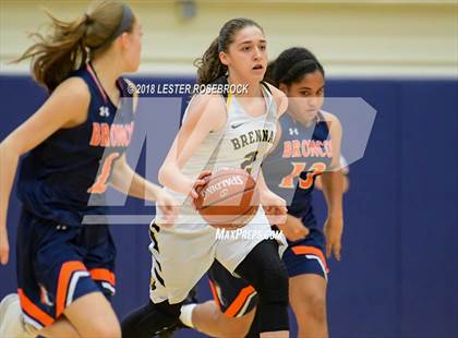 Thumbnail 2 in Brennan @ Brandeis photogallery.