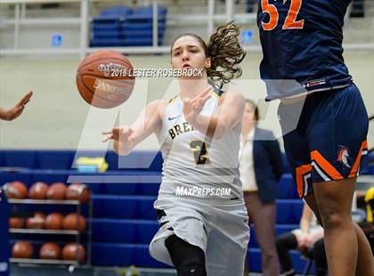 Thumbnail 3 in Brennan @ Brandeis photogallery.