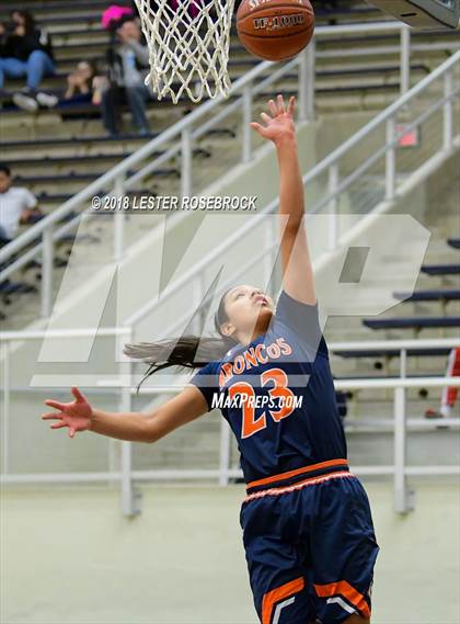 Thumbnail 2 in Brennan @ Brandeis photogallery.