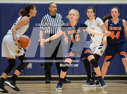 Thumbnail 2 in Brennan @ Brandeis photogallery.