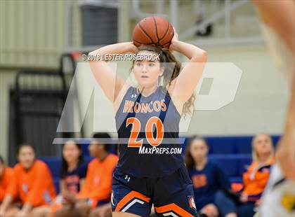 Thumbnail 2 in Brennan @ Brandeis photogallery.