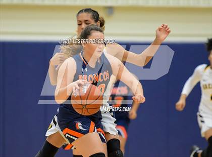 Thumbnail 1 in Brennan @ Brandeis photogallery.