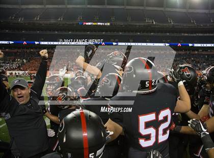 Thumbnail 2 in Eaglecrest v Pomona (CHSAA 5A Championship) photogallery.