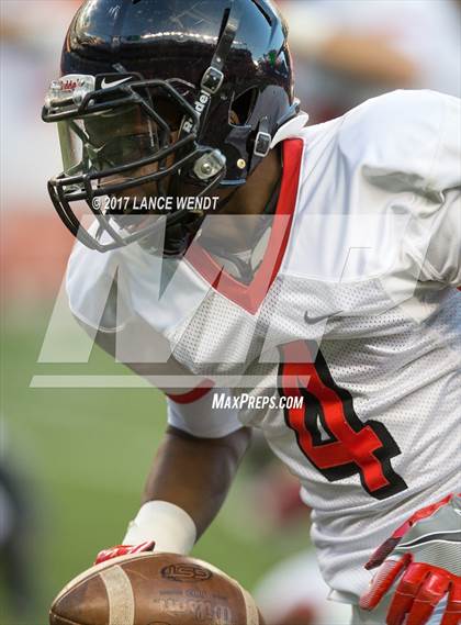 Thumbnail 2 in Eaglecrest v Pomona (CHSAA 5A Championship) photogallery.