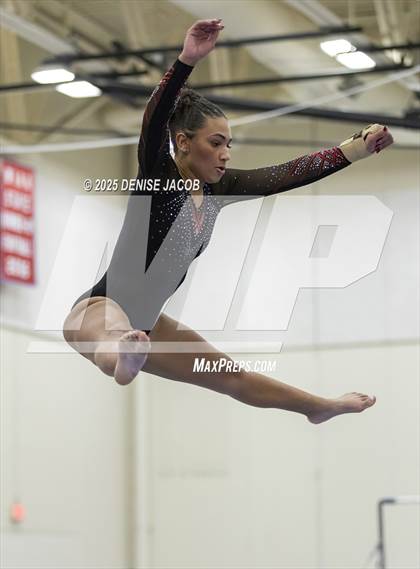 Thumbnail 3 in WIAA Classic 8 Conference (Beam) photogallery.