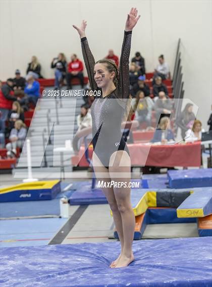 Thumbnail 1 in WIAA Classic 8 Conference (Beam) photogallery.