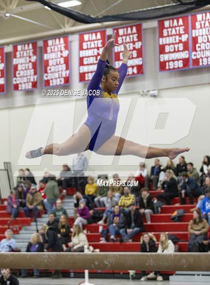Thumbnail 1 in WIAA Classic 8 Conference (Beam) photogallery.