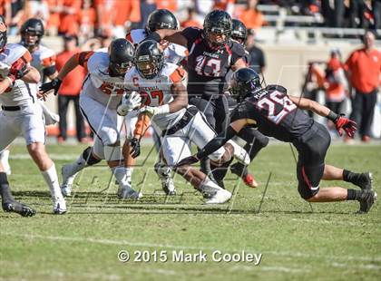 Thumbnail 2 in Rockwall vs. Lake Travis (UIL 6A Quarterfinal) photogallery.