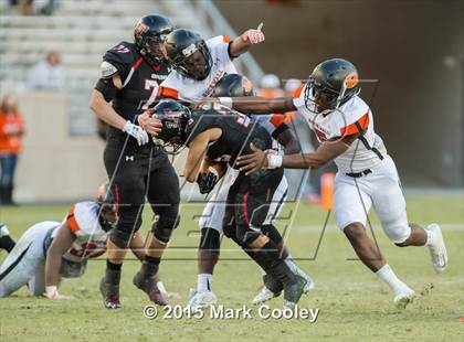 Thumbnail 1 in Rockwall vs. Lake Travis (UIL 6A Quarterfinal) photogallery.
